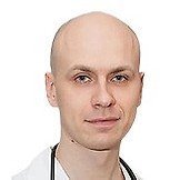 Врач Дорогов Василий Николаевич