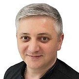 Врач Джанаев Тимур Ирбекович