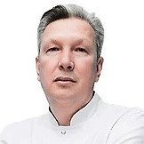 Врач Джумагазиев Владимир Владимирович