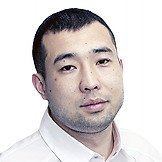 Врач Эшенкулов Дамир Мырсакимович