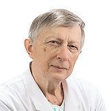 Врач Емельянов Виктор Семенович