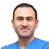 Врач Енокян Айк Давидович