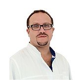 Врач Ермолаев Павел Михайлович