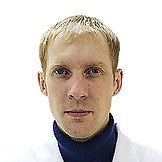 Врач Есмейкин Александр Петрович