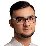 Врач Фабрика Андрей Павлович
