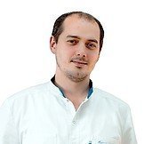 Врач Ганиев Рустам Асланович