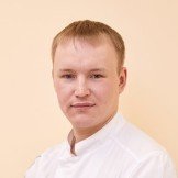 Врач Гареев Артур Фанзилович