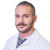 Врач Гариб Ахмад Сельманович