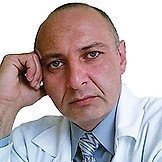 Врач Гаштов Аслан Абдулович 