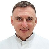 Врач Газаев Заурбек Ибрагимович