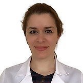 Врач Гитинова Айшат Абдулкаримовна