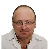 Врач Глушанков Павел Геннадьевич