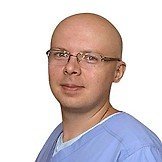 Врач Гончаров Николай Александрович