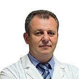 Врач Грасс Денис Александрович