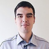 Врач Григорян Артем Романович