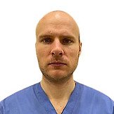 Врач Громик Петр Александрович