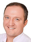 Врач Гудель Роман Сергеевич