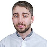 Врач Гуламсоюнов Руслан Алиджанович
