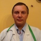 Врач Гультяев Максим Михайлович
