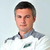 Врач Исаков Олег Евгеньевич