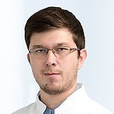Врач Исамов Артём Низаметдинович