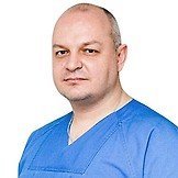 Врач Ищенко Роман Викторович