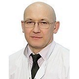 Врач Ивенский Роман Александрович