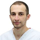Врач Изягуев Арнольд Леонидович