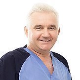 Врач Яцик Валерий Михайлович