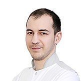 Врач Яхьяев Махач Абдурахилавович