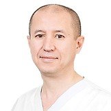 Врач Якубов Махмуд Расулович