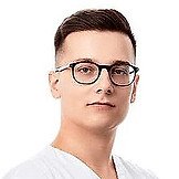 Врач Якушенков Владислав Викторович