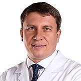 Врач Якушев Денис Сергеевич