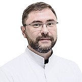 Врач Яндыбаев Владислав Станиславович