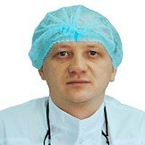 Врач Янгуразов Ринат Анвярович