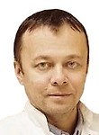 Врач Янзинов Виктор Владимирович