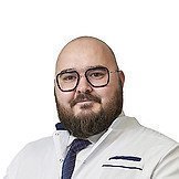 Врач Яруллин Линнур Анварович