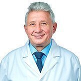 Врач Яшков Юрий Иванович