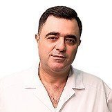 Врач Язбек Али Салихович