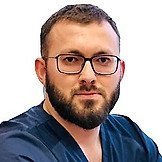 Врач Юсупов Аслан Алиевич