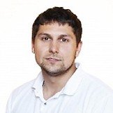 Врач Кабальнов Денис Алексеевич