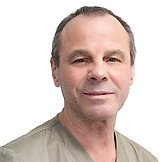 Врач Калашников Борислав Борисович