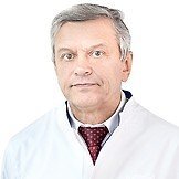 Врач Камчатнов Павел Рудольфович