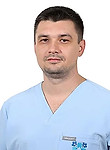 Врач Камилов Артём Александрович