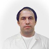 Врач Кандаев Рустам Чупанович