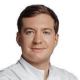 Врач Караханов Артем Вадимович
