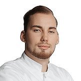 Врач Караханов Даниил Вадимович
