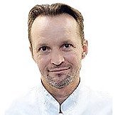 Врач Карманов Антон Васильевич