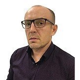 Врач Карнаев Евгений Артурович