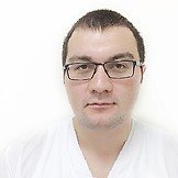 Врач Катаганов Тимур Тахирович